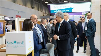 وزير السياحة يفتتح الجناح المصري في معرض «EMITT 2026» بإسطنبول لتعزيز الحركة الوافدة من تركيا