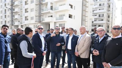 «الشربيني» يتفقد كومباند «مزارين» بالعلمين الجديدة ويطمئن على جودة الأعمال