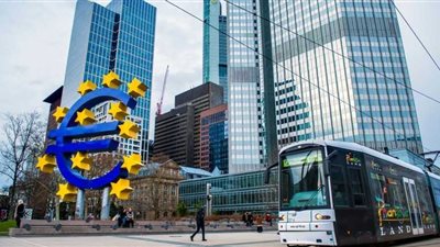 المركزي الأوروبي يفتح «صمام أمان» عالمي لـ اليورو.. آلية سيولة دائمة 