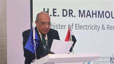 عصمت: التحول للطاقة النظيفة أصبح حتميًا ونستهدف 65% طاقات متجددة بحلول 2040