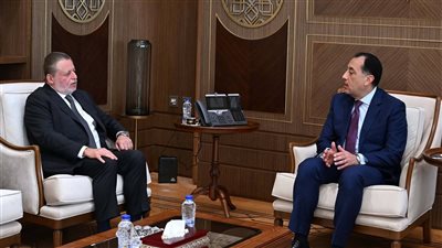 رئيس الوزراء ومحافظ البنك المركزي يبحثان ضبط الأسعار وتوفير السلع قبل رمضان