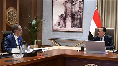 رئيس الوزراء يستعرض مع وزير الإعلام خطة عمل المرحلة المقبلة.. وآليات تنفيذ التكليفات الرئاسية