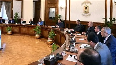 مدبولي يوجه بإنشاء نشرات دورية لقياس وتحسين جودة الخدمات في المحافظات