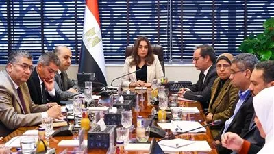 إطلاق خطة استثمارية بيئية.. عوض: مشروعات حقيقية وخطة منضبطة لضمان التحول الأخضر