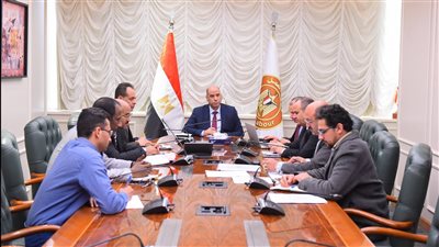 حسن رداد يوجه بضمان الشفافية والنزاهة في الاستعدادات للانتخابات النقابية العمالية