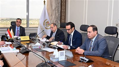 وزير التموين يضع تسهيلات جديدة لصرف المنحة الإضافية