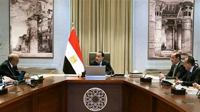 مدبولي يشدد على ضرورة تأمين مخزون المنتجات البترولية وسط التصعيد الإقليمي