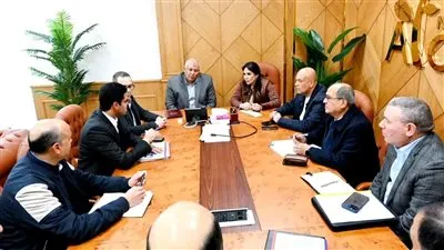 اجتماع حاسم بين «الإسكان» و«مطروح» لتأمين المرافق ورفع كفاءة الشبكات قبل الصيف