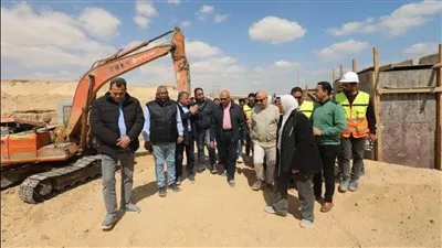 نائب وزيرة الإسكان يوجه بمضاعفة العمل بمحطة ملوي لمياه الشرب لخدمة 21 قرية