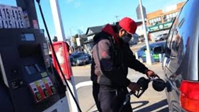 ارتفاع أسعار البنزين في الولايات المتحدة مع تصاعد التوترات مع إيران