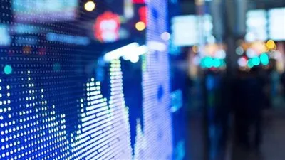 موجة بيع تضرب الأسواق العالمية مع ارتفاع أسعار النفط وتصاعد مخاطر التضخم