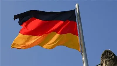   ألمانيا تطوق أزمة الوقود وتشارك في أكبر عملية سحب من الاحتياطي النفطي العالمي