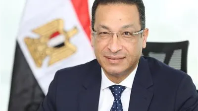 رأفت هندي: 5 محاور استراتيجية لتطوير قطاع الاتصالات والتحول إلى اقتصاد رقمي