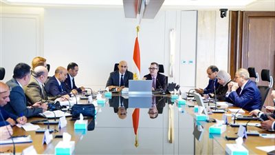 وزيرا التخطيط والتعليم يبحثان الخطة الاستثمارية لتعزيز تطوير «التعليم» وتوفير التابلت لـ«طلاب الدبلومات»