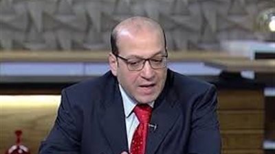 خبير اقتصادي يحذر: الأزمة العالمية الحالية تتجاوز تداعيات جائحة كورونا