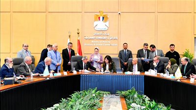 وزيرة الإسكان تبحث مع أعضاء مجلس الشيوخ مطالب المواطنين وتعزيز التعاون