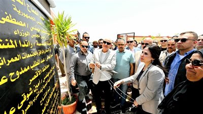 وزيرة الإسكان ومحافظ الأقصر يفتتحان مشروعات صرف صحي بمركز أرمنت ضمن مبادرة “حياة كريمة”