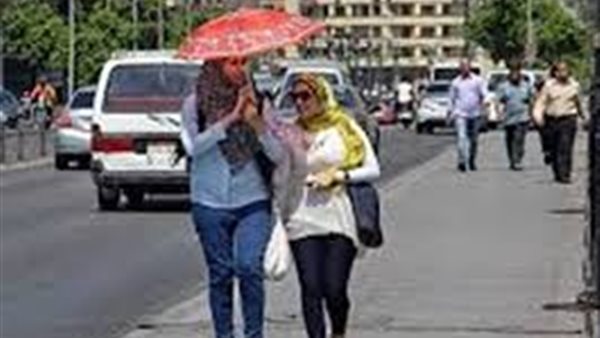 . طقس حار على أغلب الأنحاء اليوم وتحذيرات من التعرض المباشر     