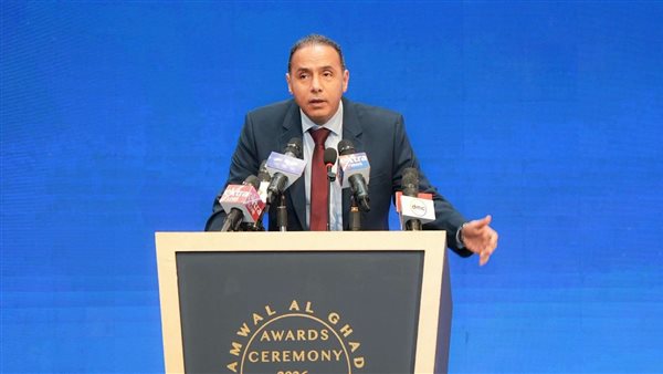 الدكتور إسلام عزام، رئيس الهيئة العامة للرقابة المالية    